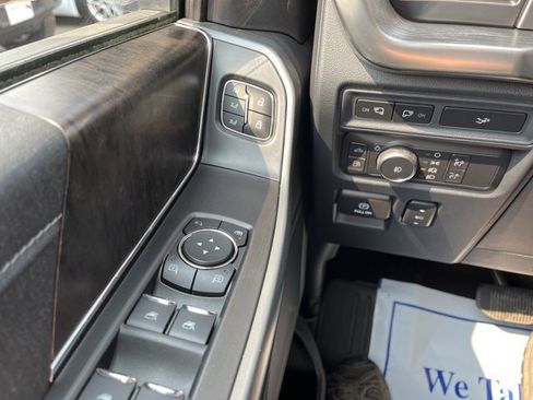 Used 2022 Ford F150 Lariat image 24