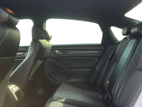 Used 2021 Honda Accord Sport image 25