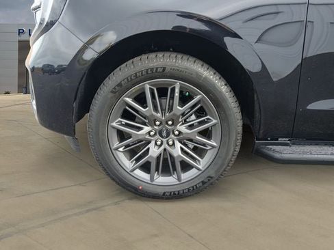 New 2026 Ford Expedition Max Platinum AWD/4WD image 14