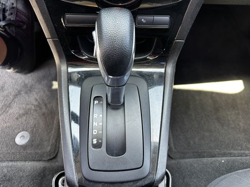 Used 2015 Ford Fiesta SE w/ Equipment Group 201A FWD image 24