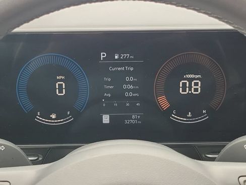 Used 2025 Hyundai Kona SEL FWD image 26