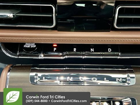 Used 2025 Lincoln Aviator Reserve w/ Equipment Group 201A AWD/4WD image 10