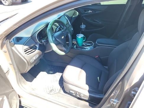 Used 2024 Chevrolet Malibu LT image 5