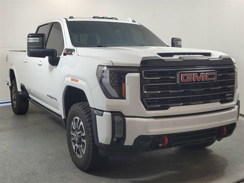 Used 2024 GMC Sierra 2500 AT4 w/ AT4 Premium Plus Package image 1