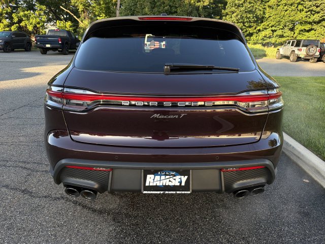 Used 2023 Porsche Macan Turbo AWD/4WD image 7