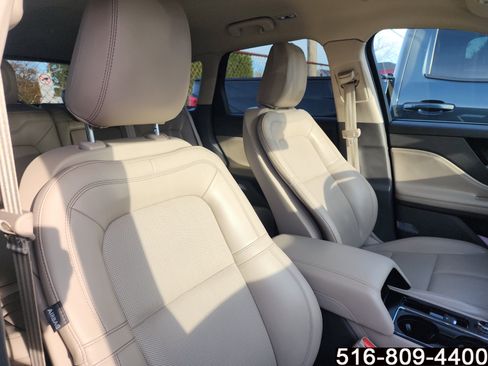 Used 2022 Lincoln Corsair AWD w/ Equipment Group 101A image 22