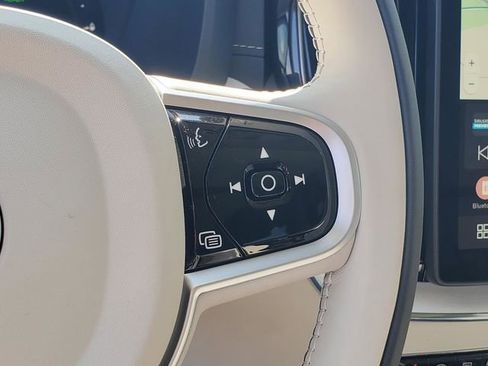 New 2026 Volvo XC60 T8 Ultra w/ Protection Package Premier AWD/4WD image 19