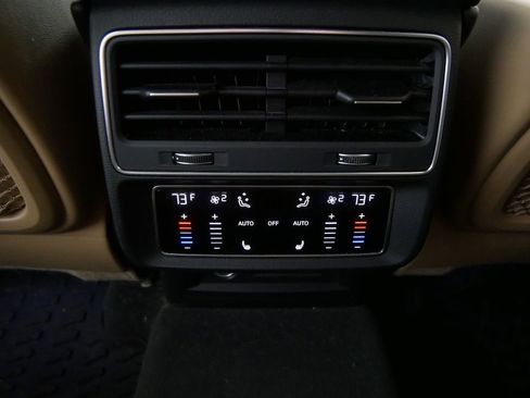 Used 2022 Audi Q8 Prestige image 20