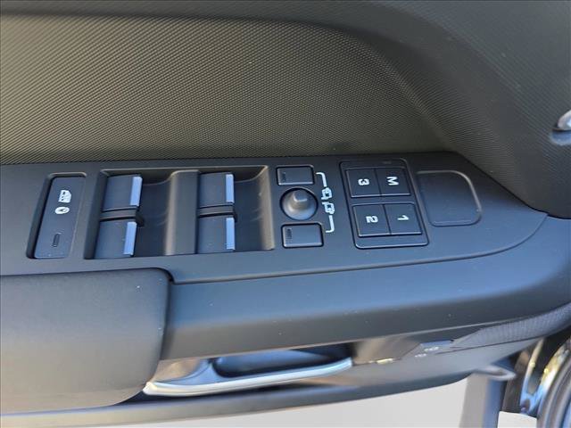 New 2026 Land Rover Defender 110 S AWD/4WD image 26