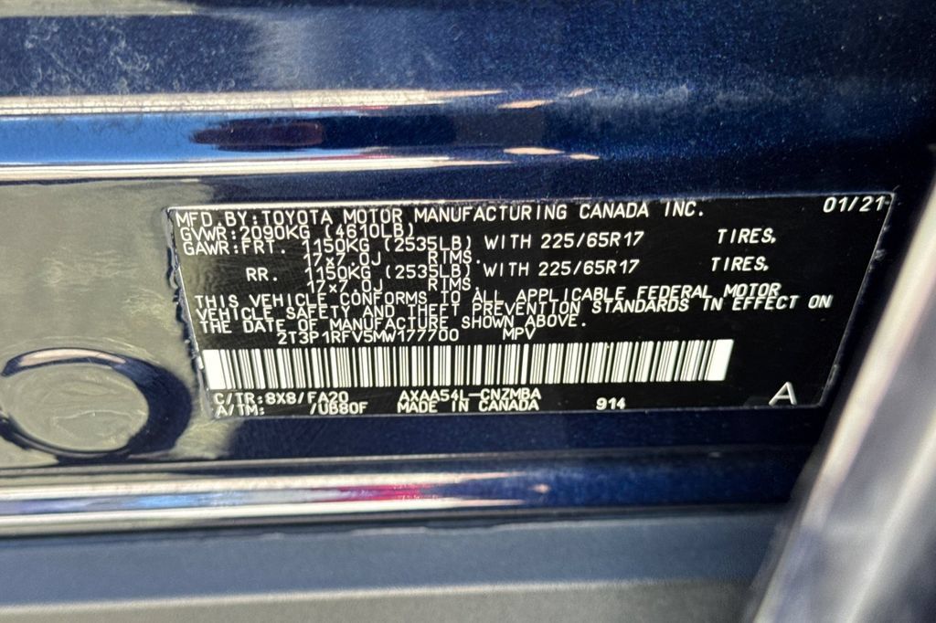 Used 2021 Toyota RAV4 XLE AWD/4WD image 36
