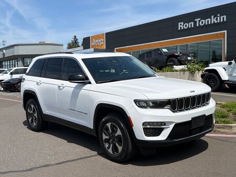 Certified 2023 Jeep Grand Cherokee 4WD 4xe image 2