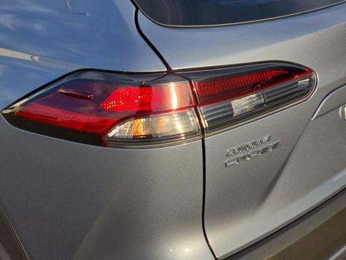 Used 2026 Toyota Corolla Cross L image 38