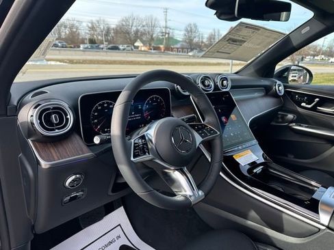 Used 2026 Mercedes-Benz GLC 300 4MATIC image 15