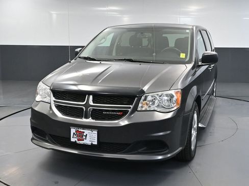 Used 2017 Dodge Grand Caravan SE w/ Power Window Group image 13