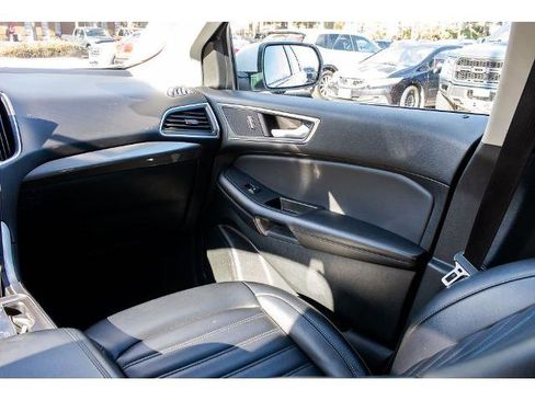 Certified 2023 Ford Edge SEL image 16