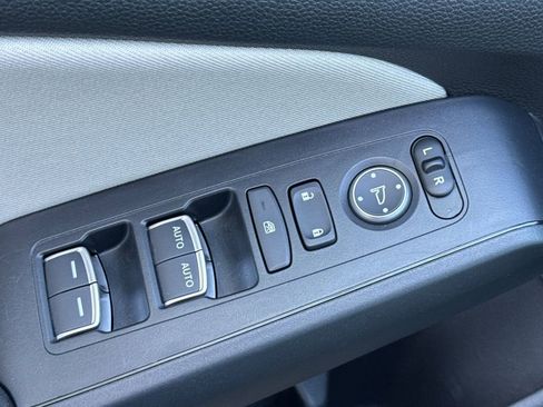 Certified 2024 Honda Civic LX image 16