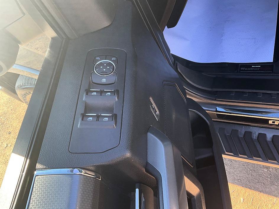 Used 2017 Ford F150 XLT w/ Equipment Group 302A Luxury AWD/4WD image 14
