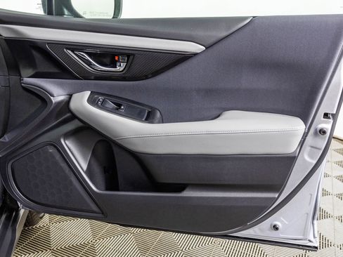 Used 2025 Subaru Outback Premium image 46