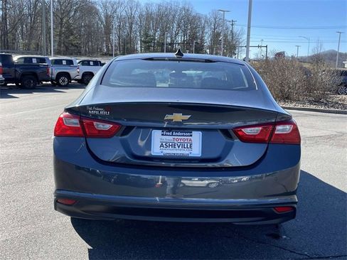 Used 2021 Chevrolet Malibu LS image 4