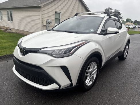 Used 2021 Toyota C-HR LE FWD image 8