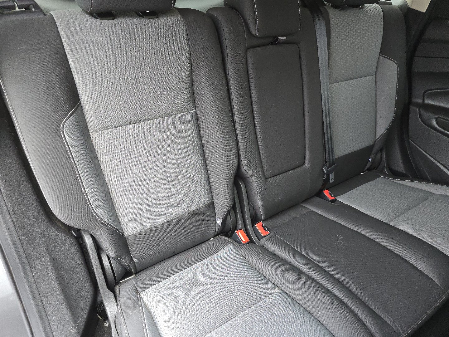 Used 2019 Ford Escape SE FWD image 22