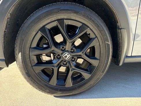 Certified 2024 Honda HR-V Sport image 11