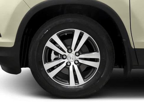 Used 2016 Honda Pilot EX image 10