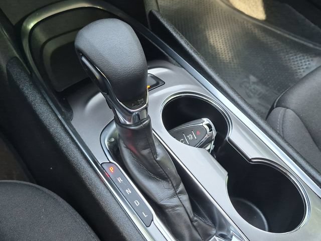 Used 2025 Chevrolet Malibu LT FWD image 38