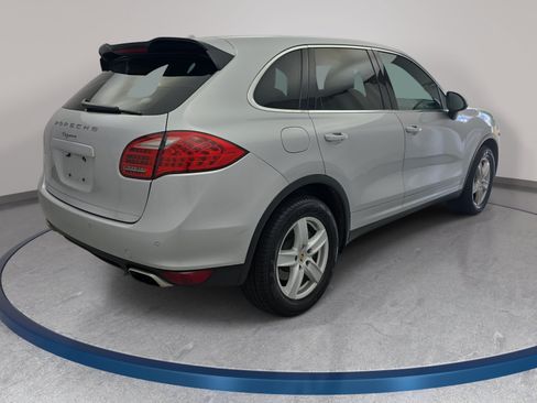 Used 2012 Porsche Cayenne AWD/4WD image 5