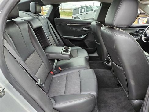 Used 2019 Chevrolet Impala LT image 15