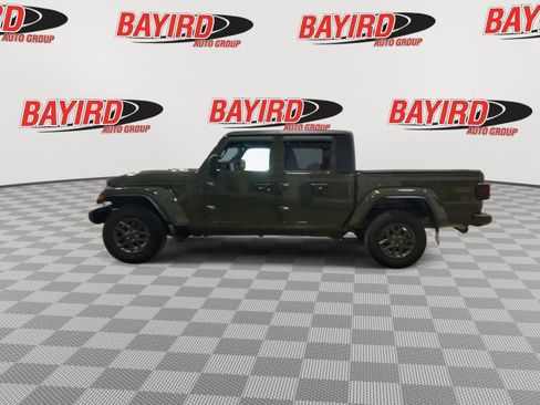Used 2024 Jeep Gladiator Sport image 5