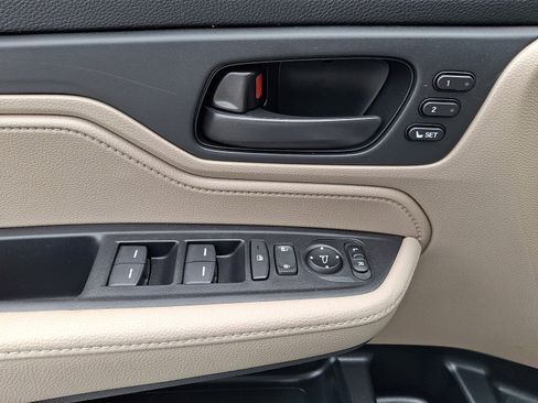 Certified 2024 Honda Odyssey EX-L image 13