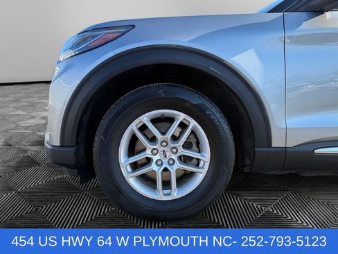 Certified 2025 Ford Explorer Active w/ Active Comfort Package RWD image 14