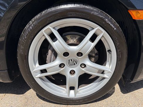 Used 2005 Porsche Boxster RWD image 16