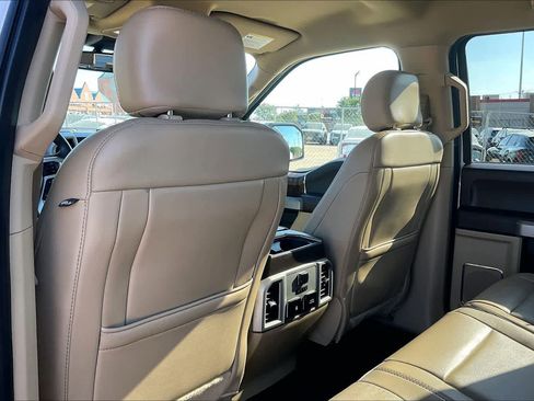 Used 2019 Ford F150 Lariat w/ Equipment Group 502A Luxury image 12