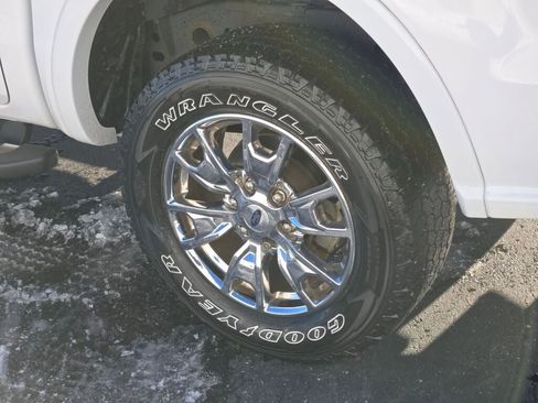 Used 2020 Ford Ranger Lariat w/ Equipment Group 501A Mid image 14