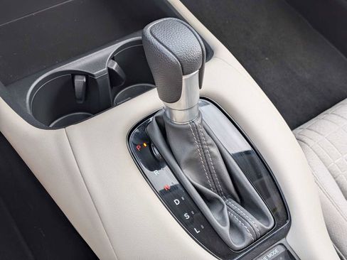 Certified 2024 Honda HR-V LX image 28