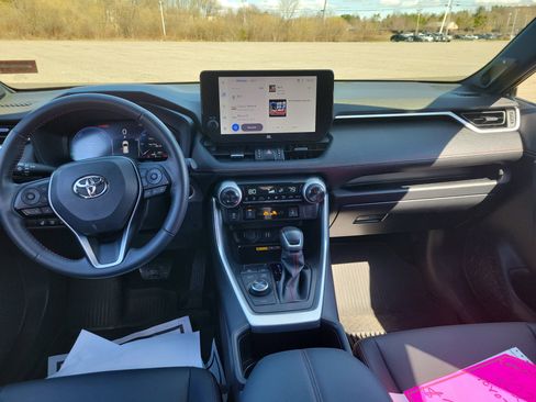 Used 2023 Toyota RAV4 XSE w/ Weather Package AWD/4WD image 18
