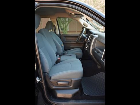 Used 2015 RAM 2500 Tradesman w/ Chrome Appearance Group image 31