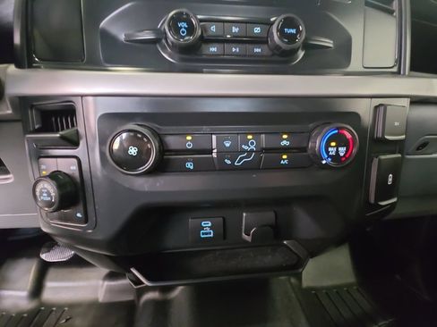 Used 2022 Ford F150 XL w/ Equipment Group 101A High AWD/4WD image 16