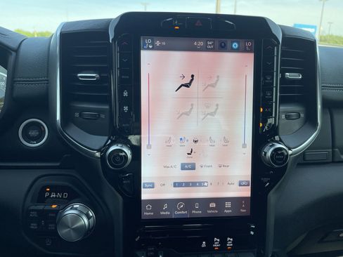 Used 2025 RAM 1500 Laramie w/ Laramie Southwest Edition image 29