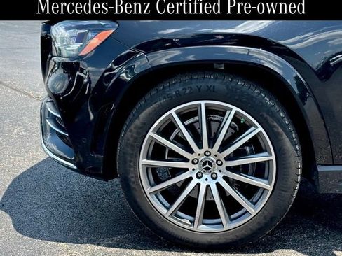 Used 2023 Mercedes-Benz GLS 580 4MATIC image 9