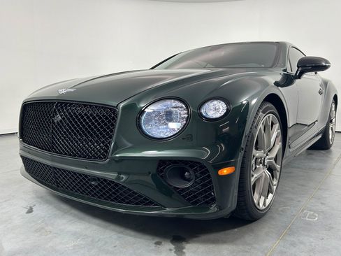 Used 2024 Bentley Continental GT Azure image 36