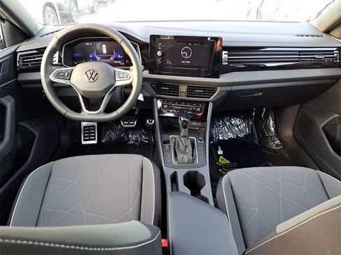 New 2025 Volkswagen Jetta Sport image 6