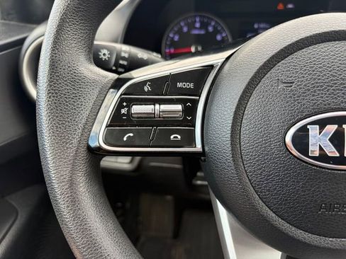 Used 2019 Kia Forte LXS FWD image 8