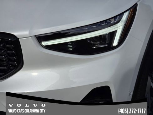 New 2026 Volvo XC40 B5 Plus w/ Protection Package Premier image 10