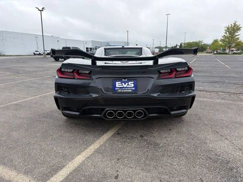 New 2027 Chevrolet Corvette Z06 RWD image 6