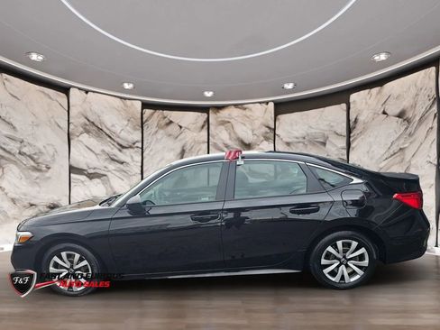 Used 2023 Honda Civic LX image 4