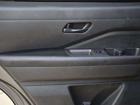 Used 2023 Nissan Pathfinder SV FWD image 25