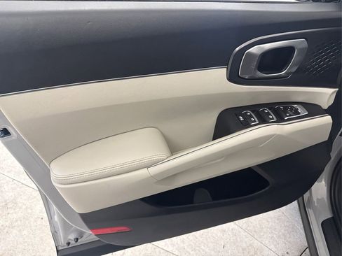 Used 2024 Kia Sorento S w/ Panoramic Sunroof Package FWD image 28